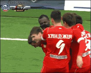 La manera mas extraña de celebrar un gol